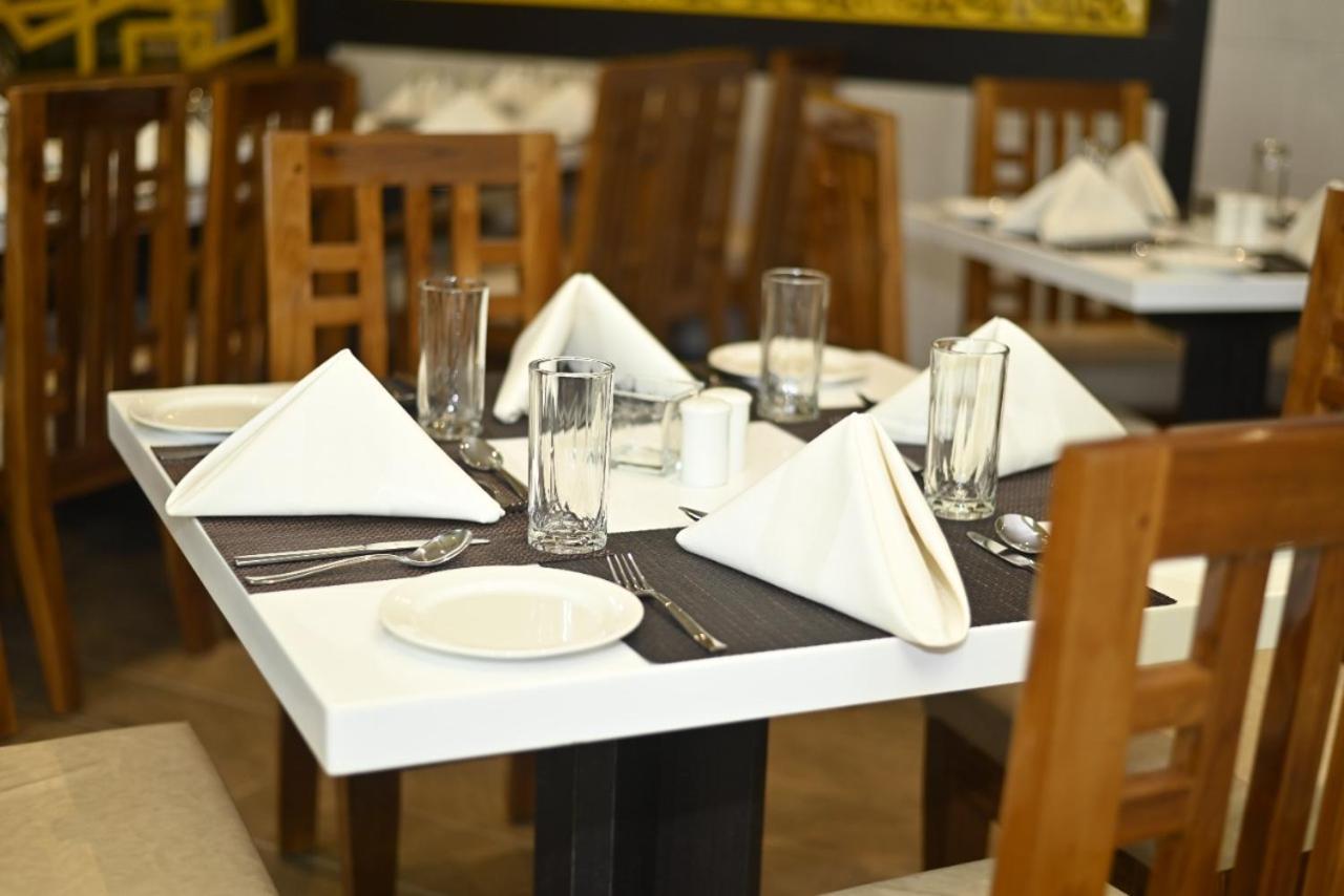Hotel Rimi International Agartala Eksteriør bilde