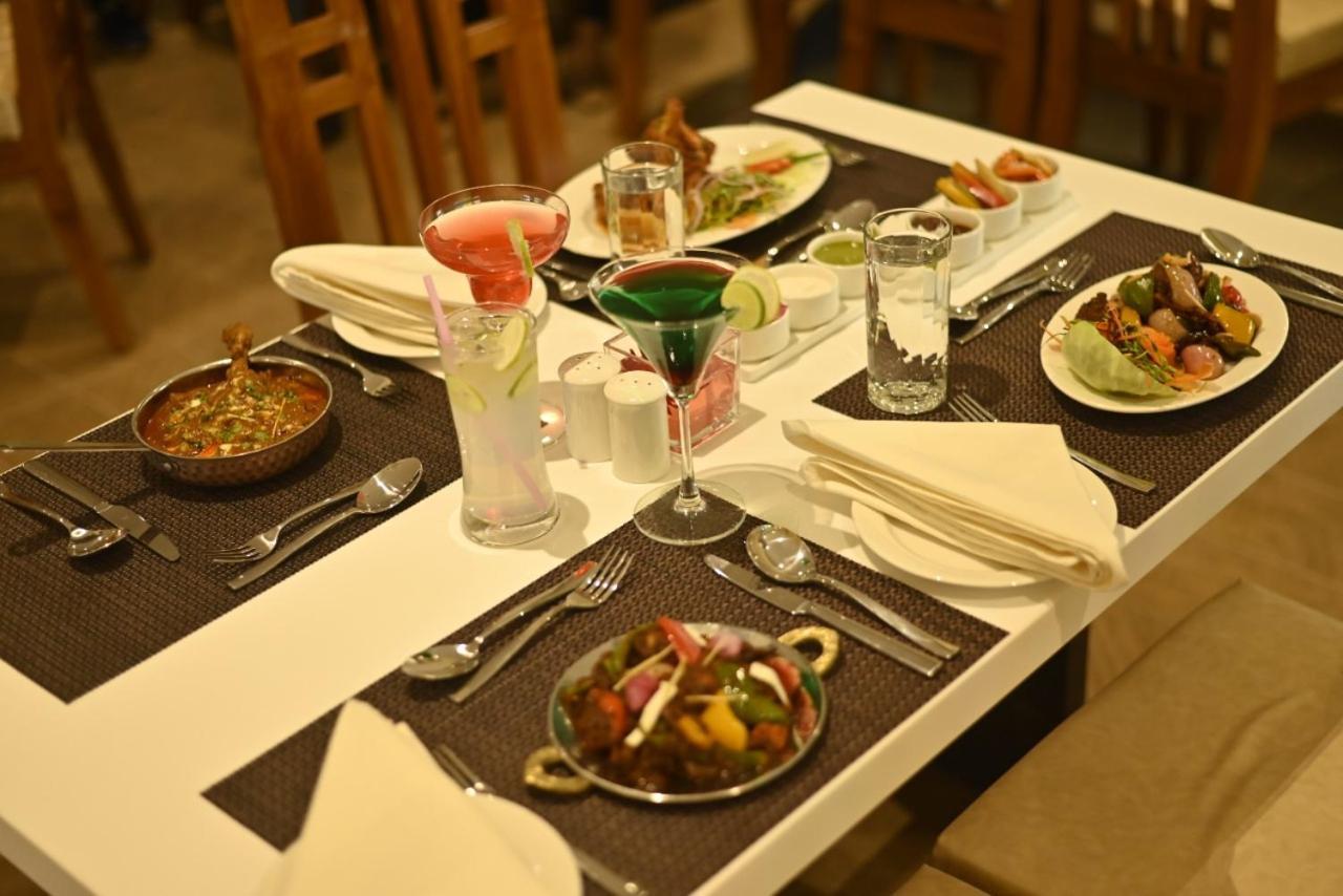 Hotel Rimi International Agartala Eksteriør bilde