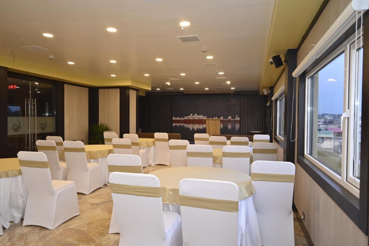 Hotel Rimi International Agartala Eksteriør bilde