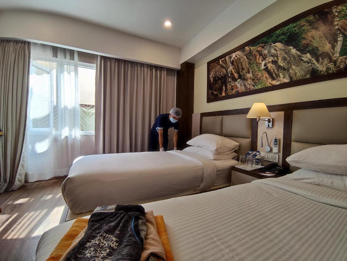 Hotel Rimi International Agartala Eksteriør bilde