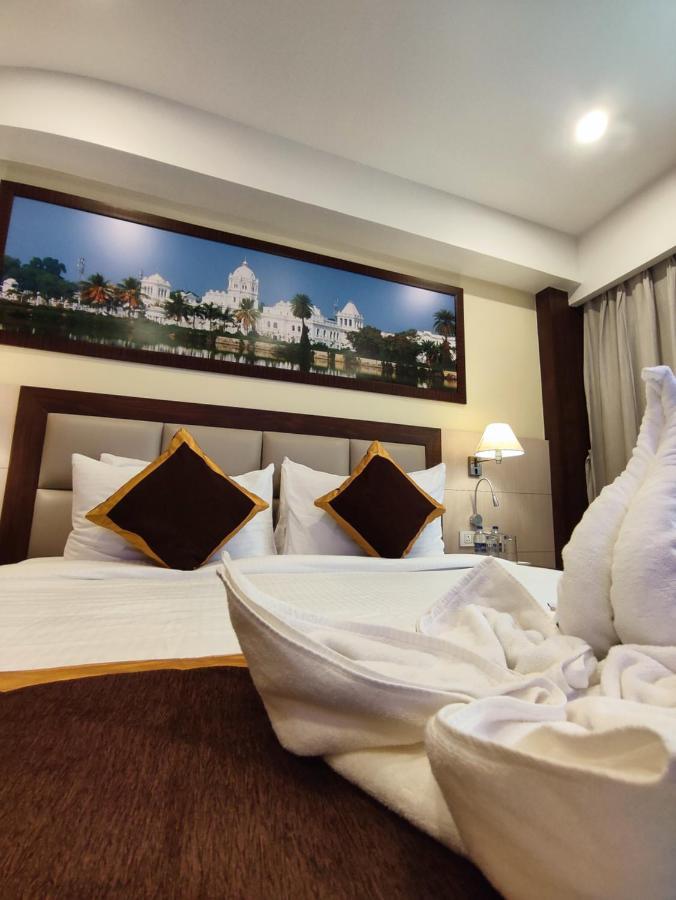 Hotel Rimi International Agartala Eksteriør bilde
