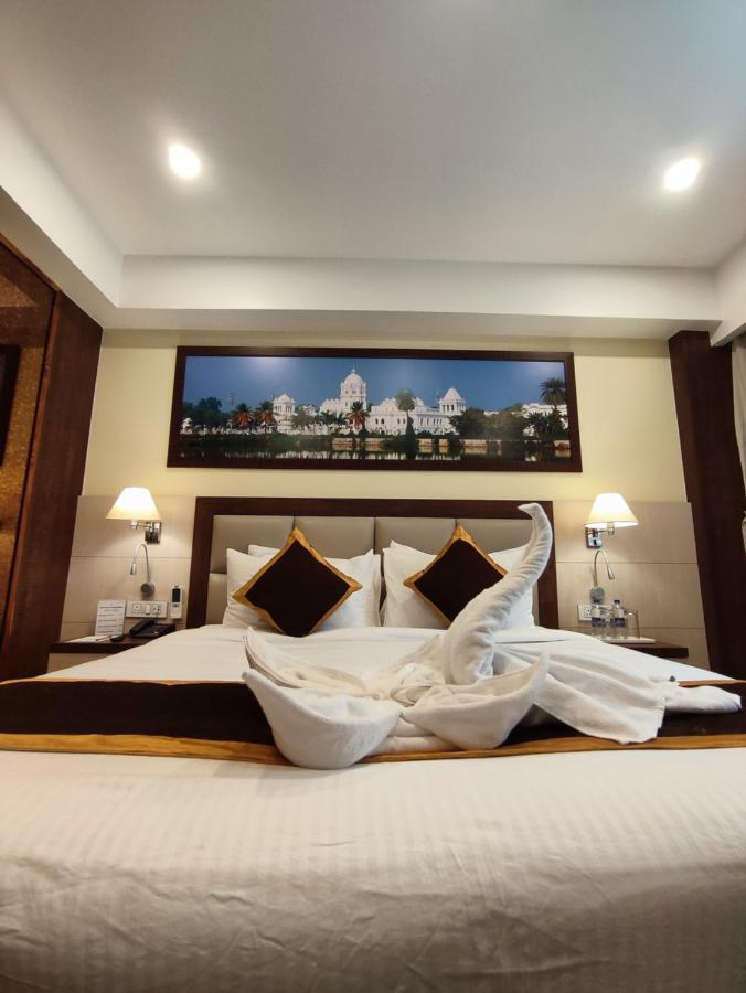 Hotel Rimi International Agartala Eksteriør bilde