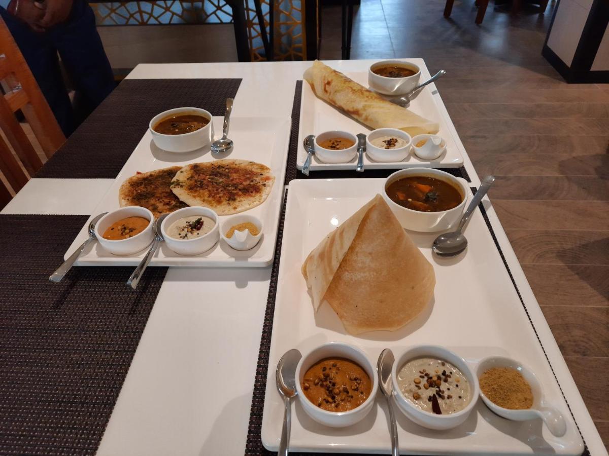 Hotel Rimi International Agartala Eksteriør bilde