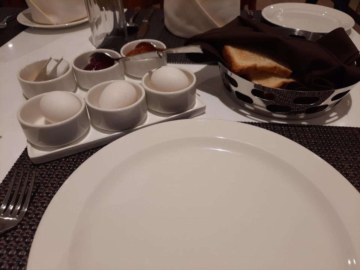 Hotel Rimi International Agartala Eksteriør bilde