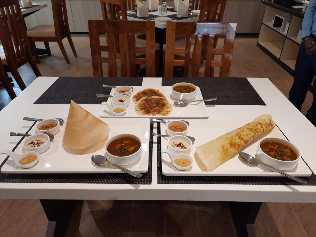 Hotel Rimi International Agartala Eksteriør bilde