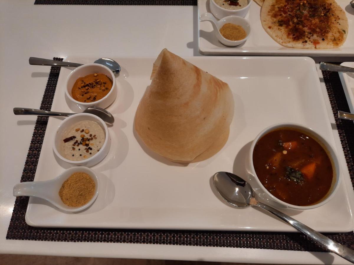 Hotel Rimi International Agartala Eksteriør bilde